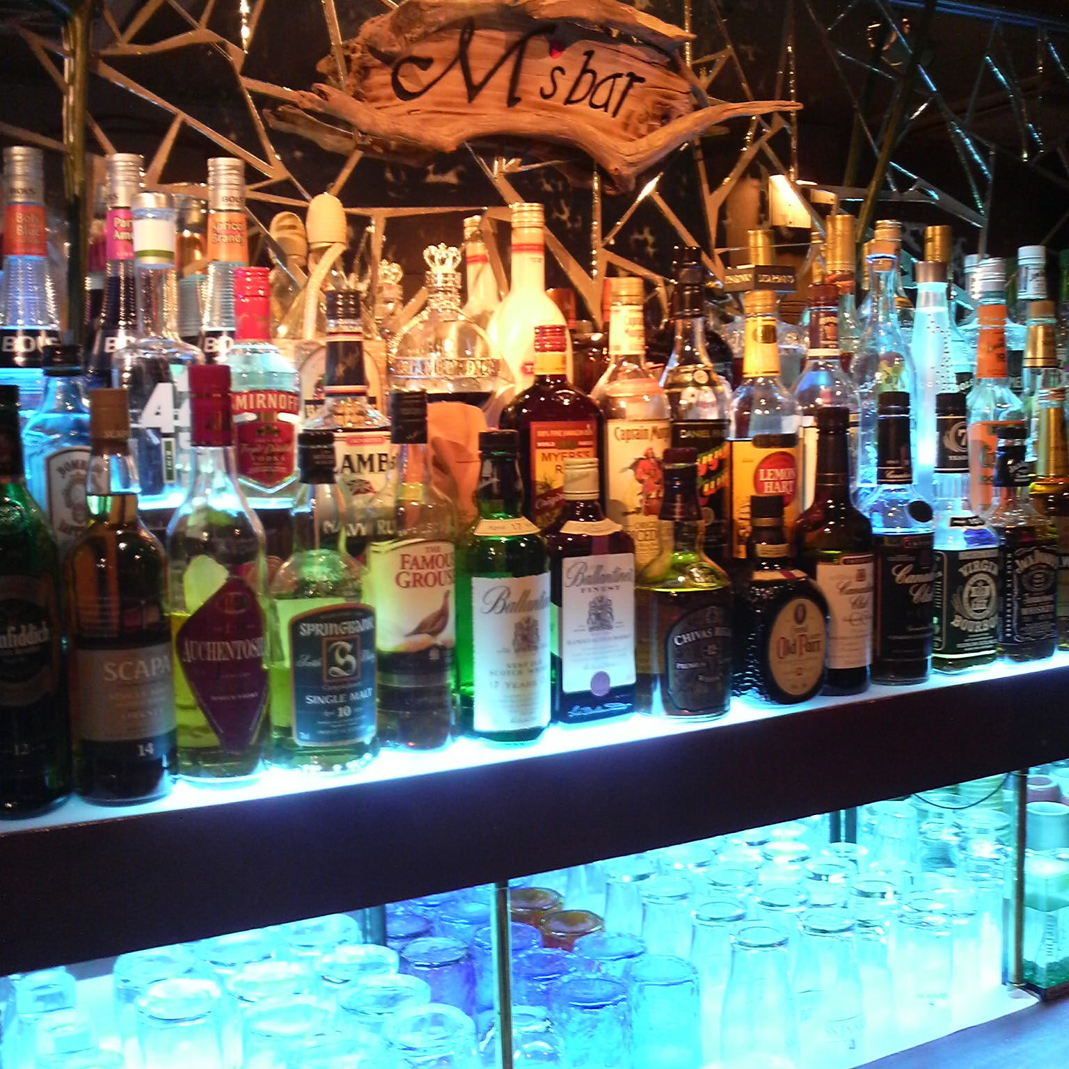 M's bar